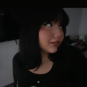 Meet your Posher, Iris